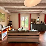 Charmante Maison Avec Piscine Au Coeur Des Vignes * Saint-Philippe-dʼAiguille
