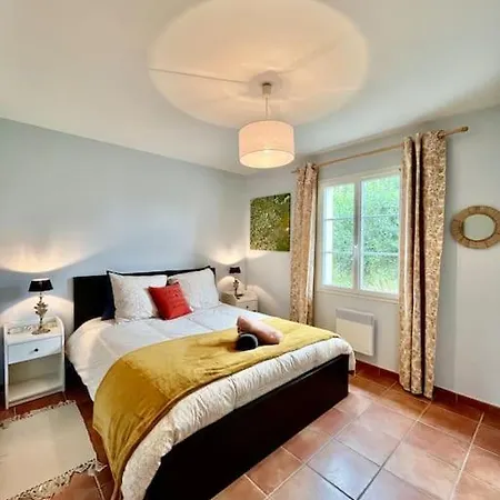 Charmante Maison Avec Piscine Au Coeur Des Vignes Prázdninový dům