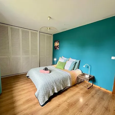 Сasa de vacaciones Charmante Maison Avec Piscine Au Coeur Des Vignes *