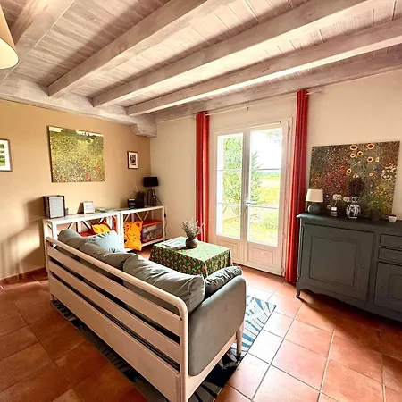 Charmante Maison Avec Piscine Au Coeur Des Vignes