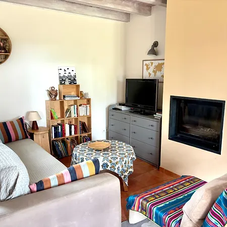 Charmante Maison Avec Piscine Au Coeur Des Vignes Сasa de vacaciones Saint-Philippe-dʼAiguille
