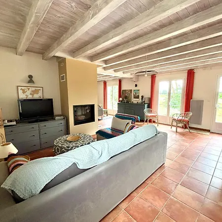 Charmante Maison Avec Piscine Au Coeur Des Vignes Saint-Philippe-dʼAiguille